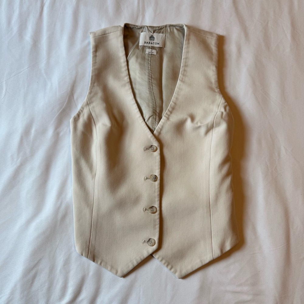 Aritzia Babaton Deniro Vest - (Re)ssential